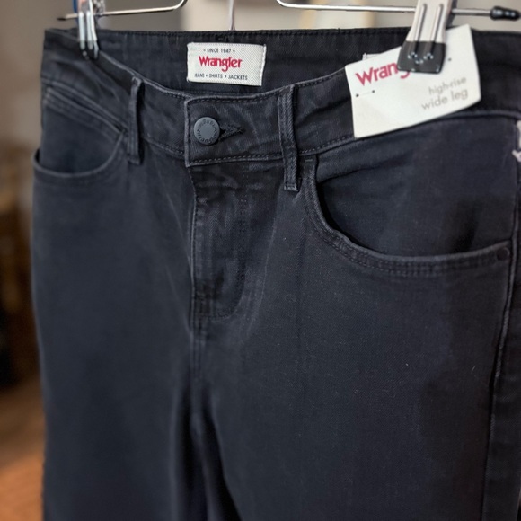 Wrangler Women's Dark Wide Leg Jeans - Picture 8 of 10